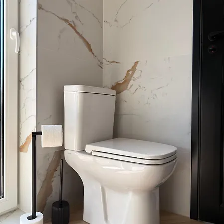 Sadama Petite With Private Mini Willa Heltermaa