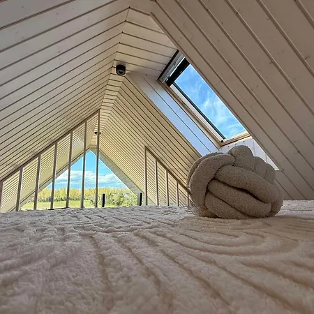 Sadama Petite With Private Mini Willa *