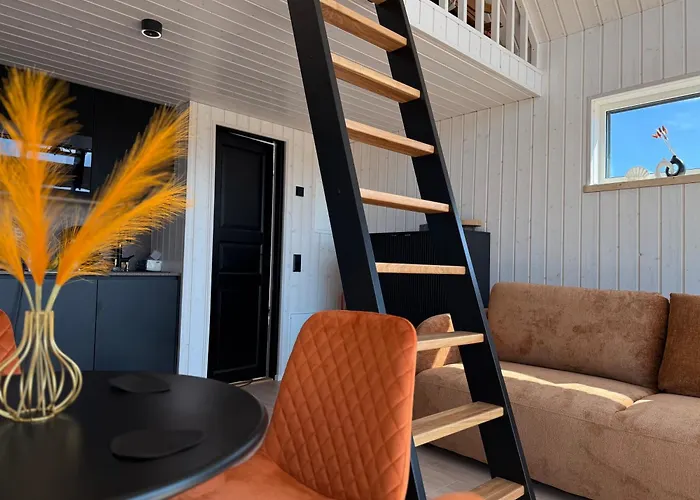 Sadama Petite With Private Mini