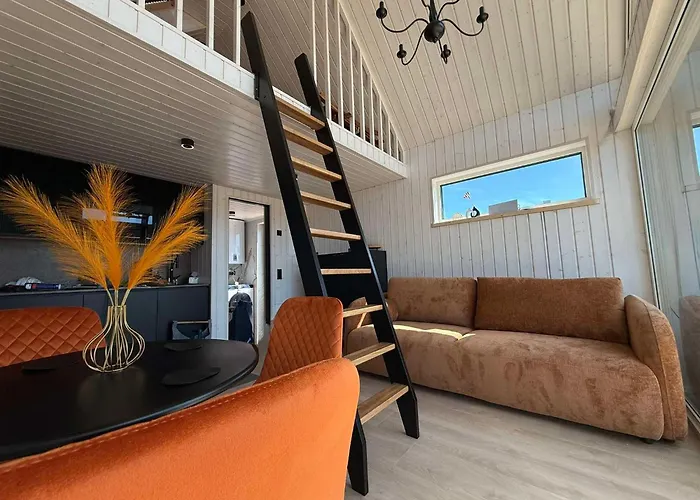 Sadama Petite With Private Mini Βίλα